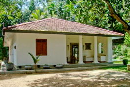 Villa Thalpe Unawatuna Galle for sale